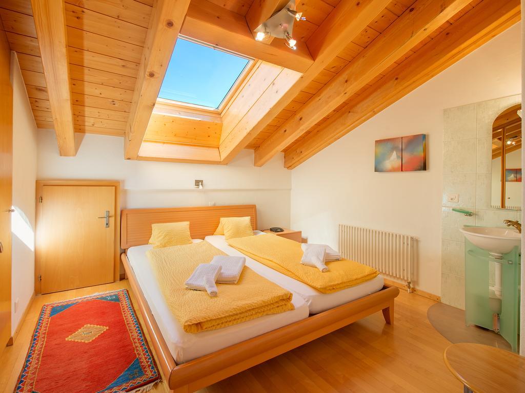 Apartment Aura Zermatt Zimmer foto